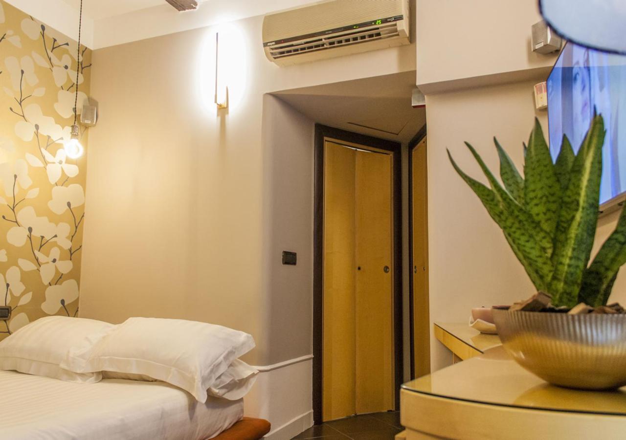 Relais Santa Chiara Διαμέρισμα Νάπολη Εξωτερικό φωτογραφία